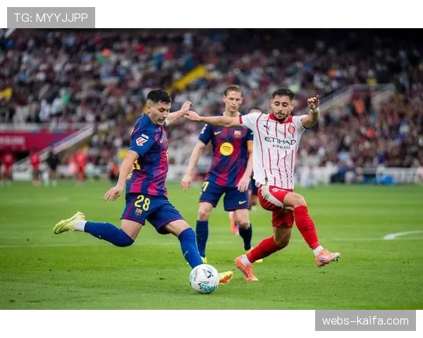 皇马总比分3-1本菲卡晋级16强,巴尔韦德右路传中导演逆转